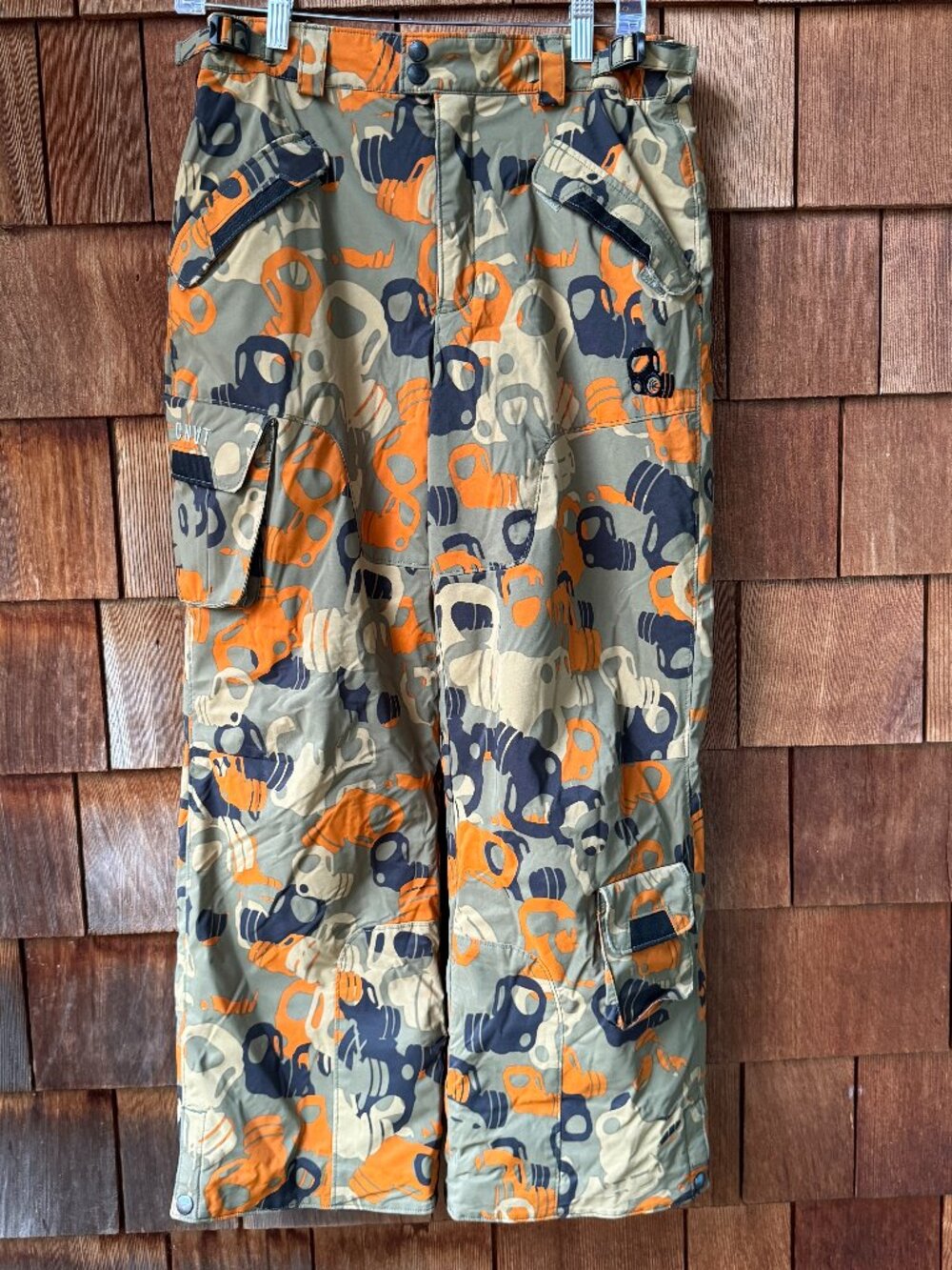 EUC Columbia Convert Omni-Tech Graphic Camo Snowboard Snow Pants in Youth 14-16